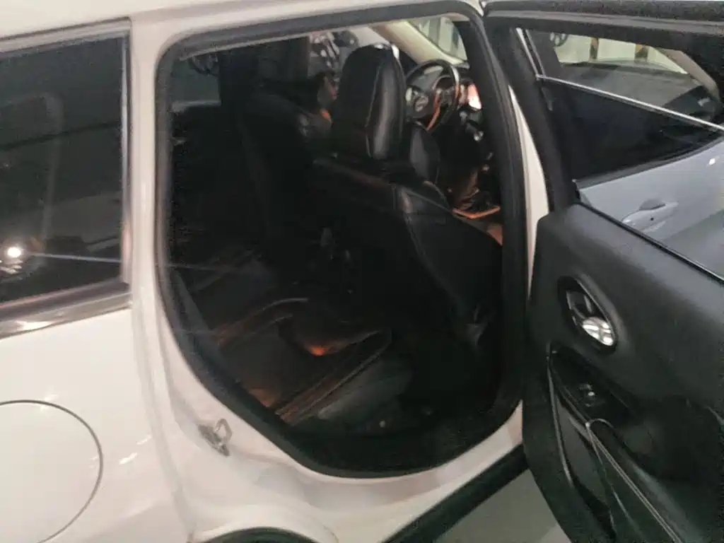 Jeep Cherokee (Import) 2014 2014 2.4L Urban