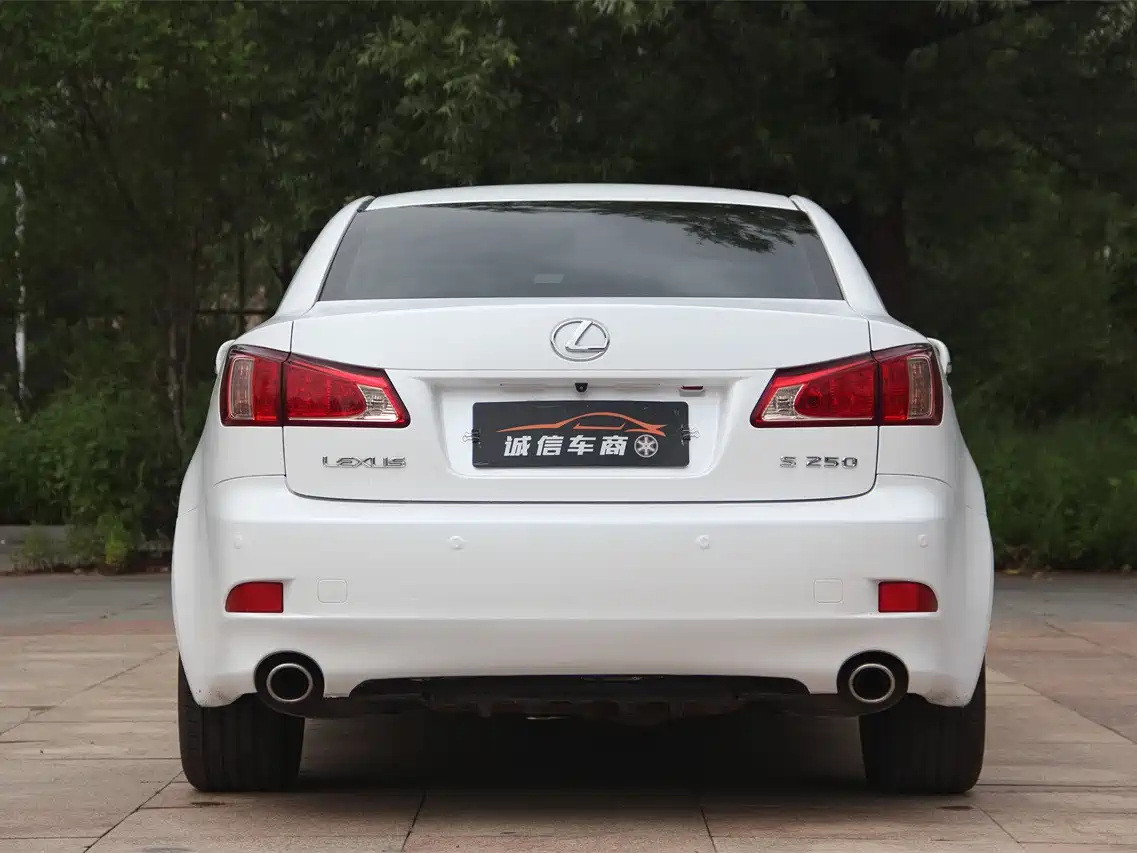 Lexus IS 2011 250 Sport фото 8