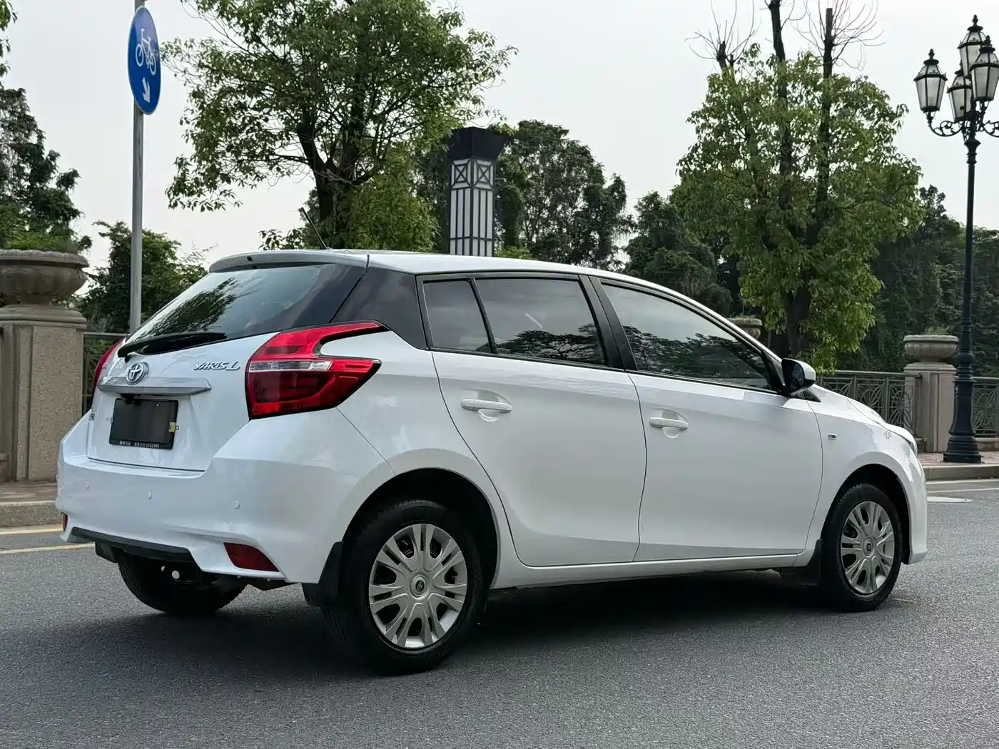 Toyota YARiS L Zhi Xuan 2016 Facelift 1.5E CVT Charming Edition фото 3