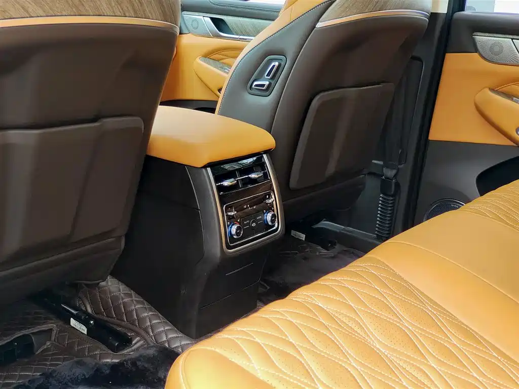 Tank 500 2022 3.0T Business Edition Zaojing 5-Seater фото 9