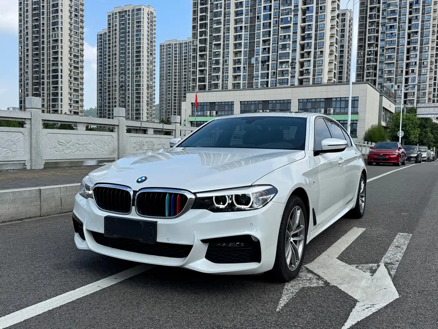 BMW 5 Series 2019 525Li M Sport Package