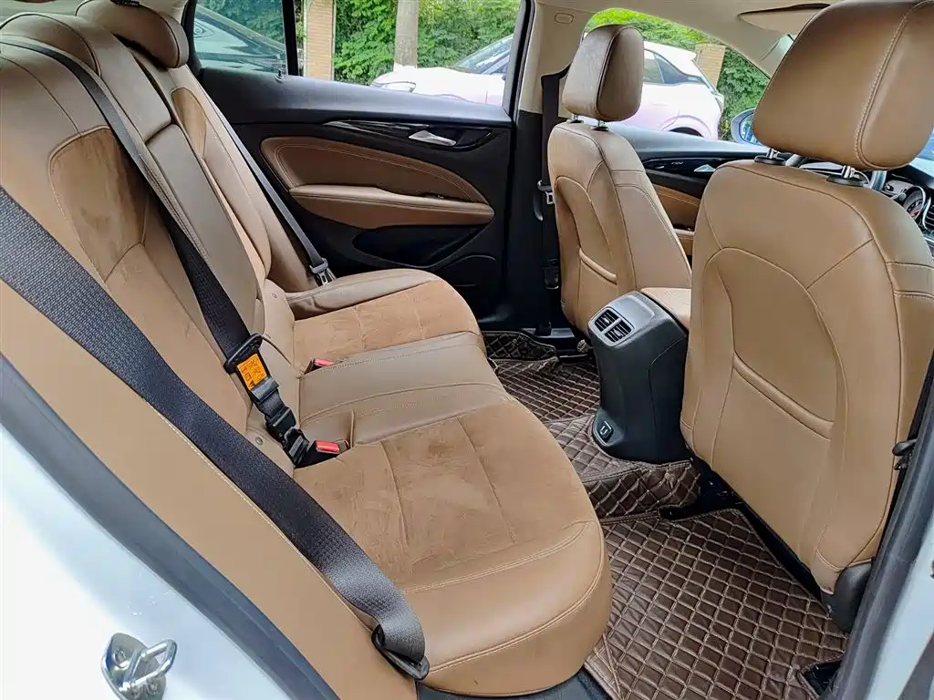 Buick Regal 2019 20T Elite China VI фото 11