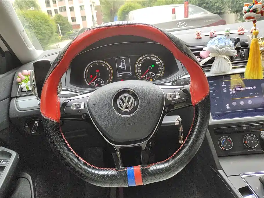 Volkswagen Lamando 2021 230TSI DSG Fashion Edition фото 15