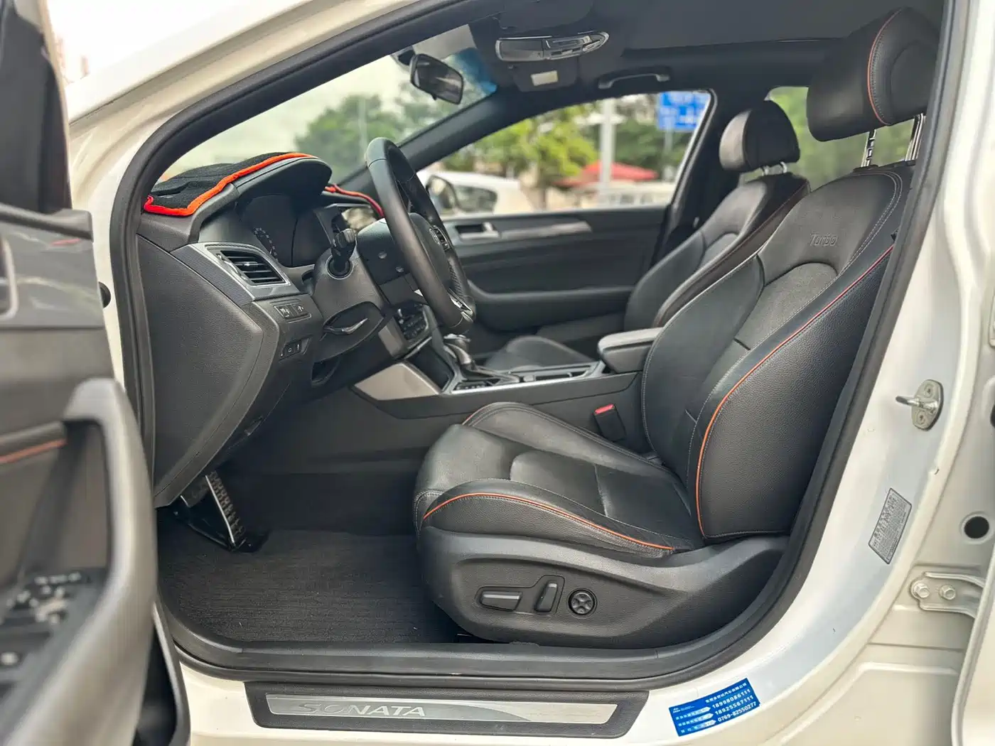 Hyundai Sonata 2015 1.6T GLS Smart фото 12