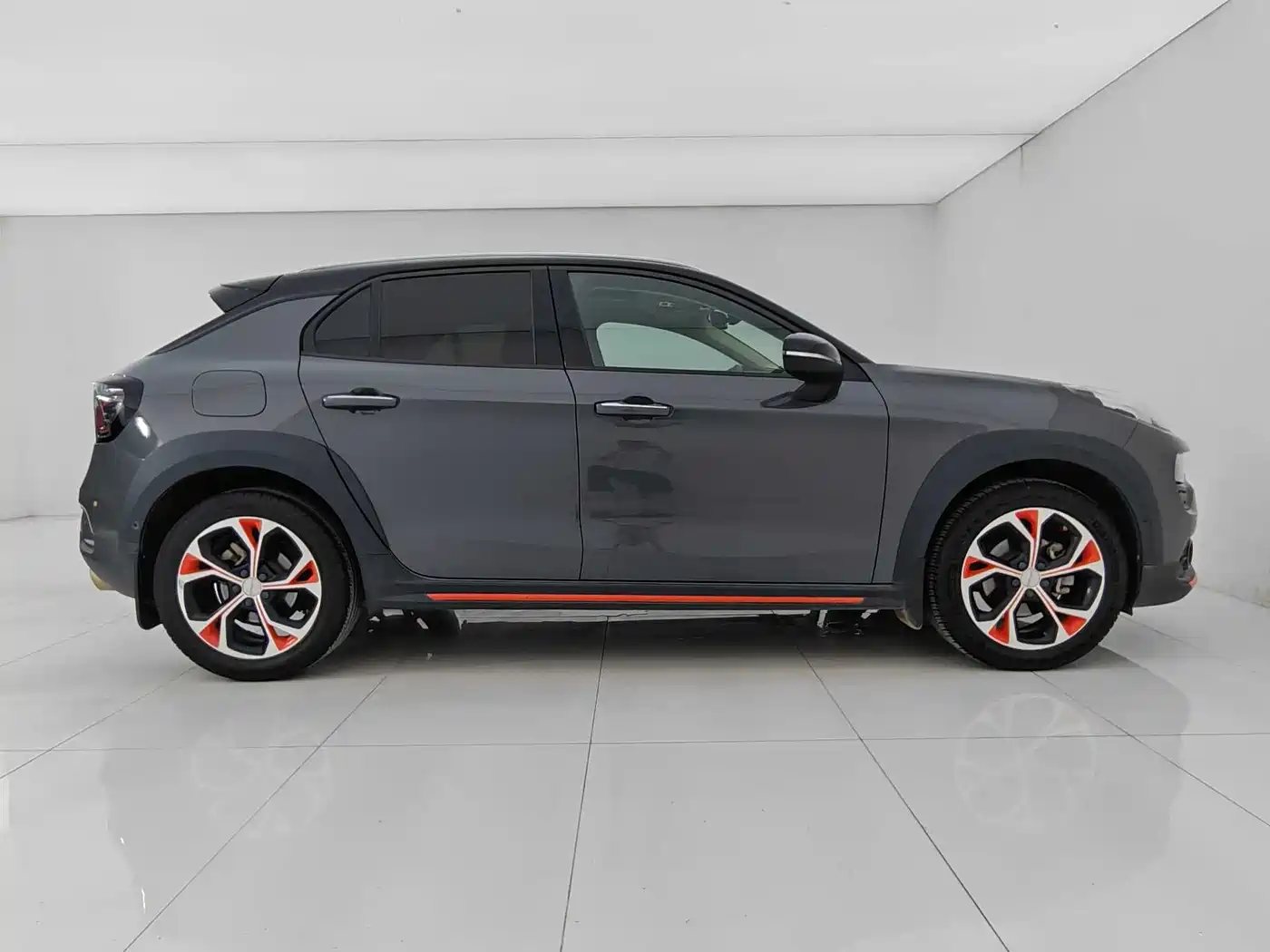 Lynk & Co 02 2018 Model 1.5T DCT 2WD Yao Pro Edition China V фото 6