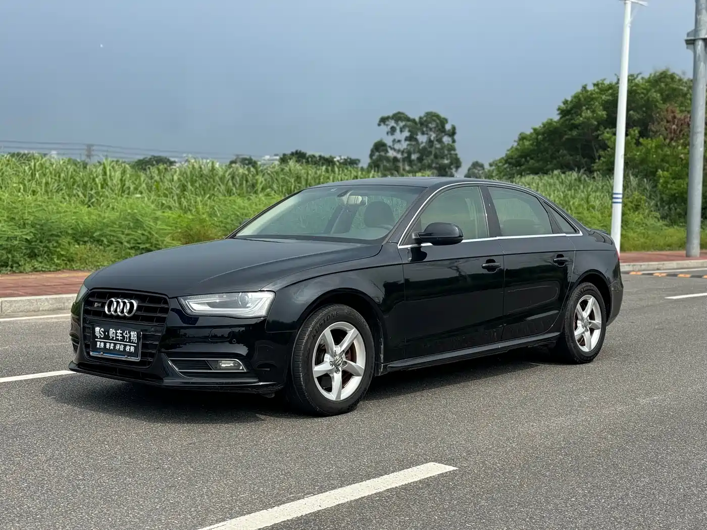 Audi A4L 2013 35 TFSI Automatic Standard
