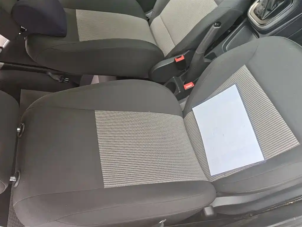 Volkswagen Polo 2016 1.4L Automatic Trend фото 25