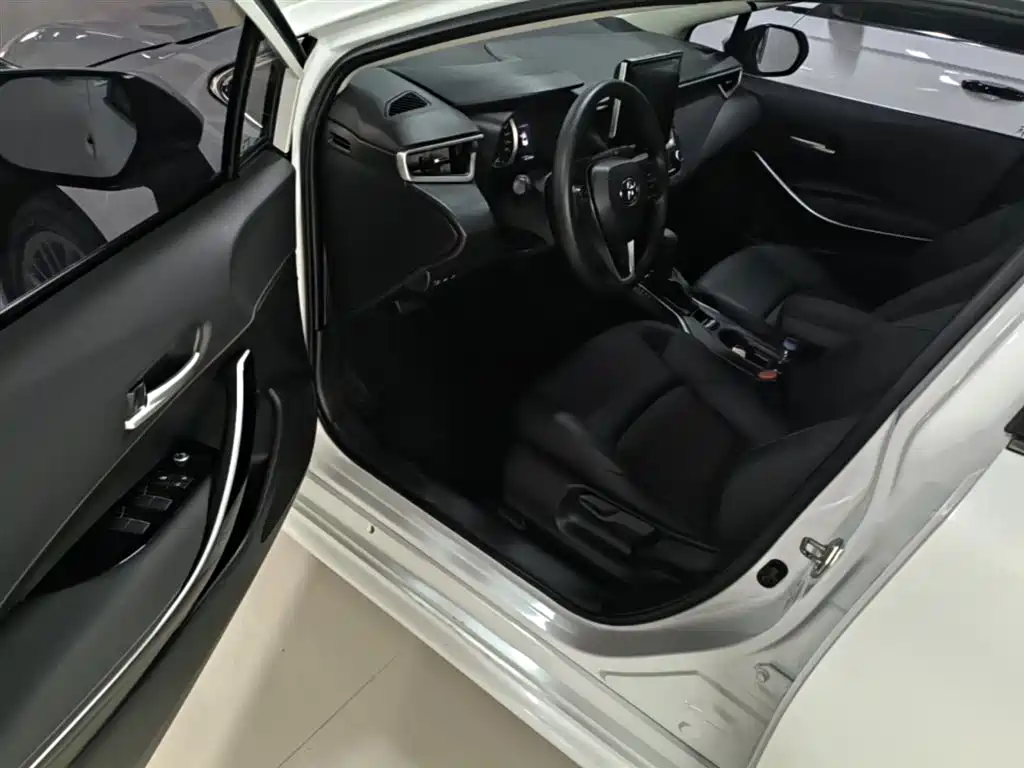 Toyota Levin GT 2021 2.0L Luxury Edition фото 16