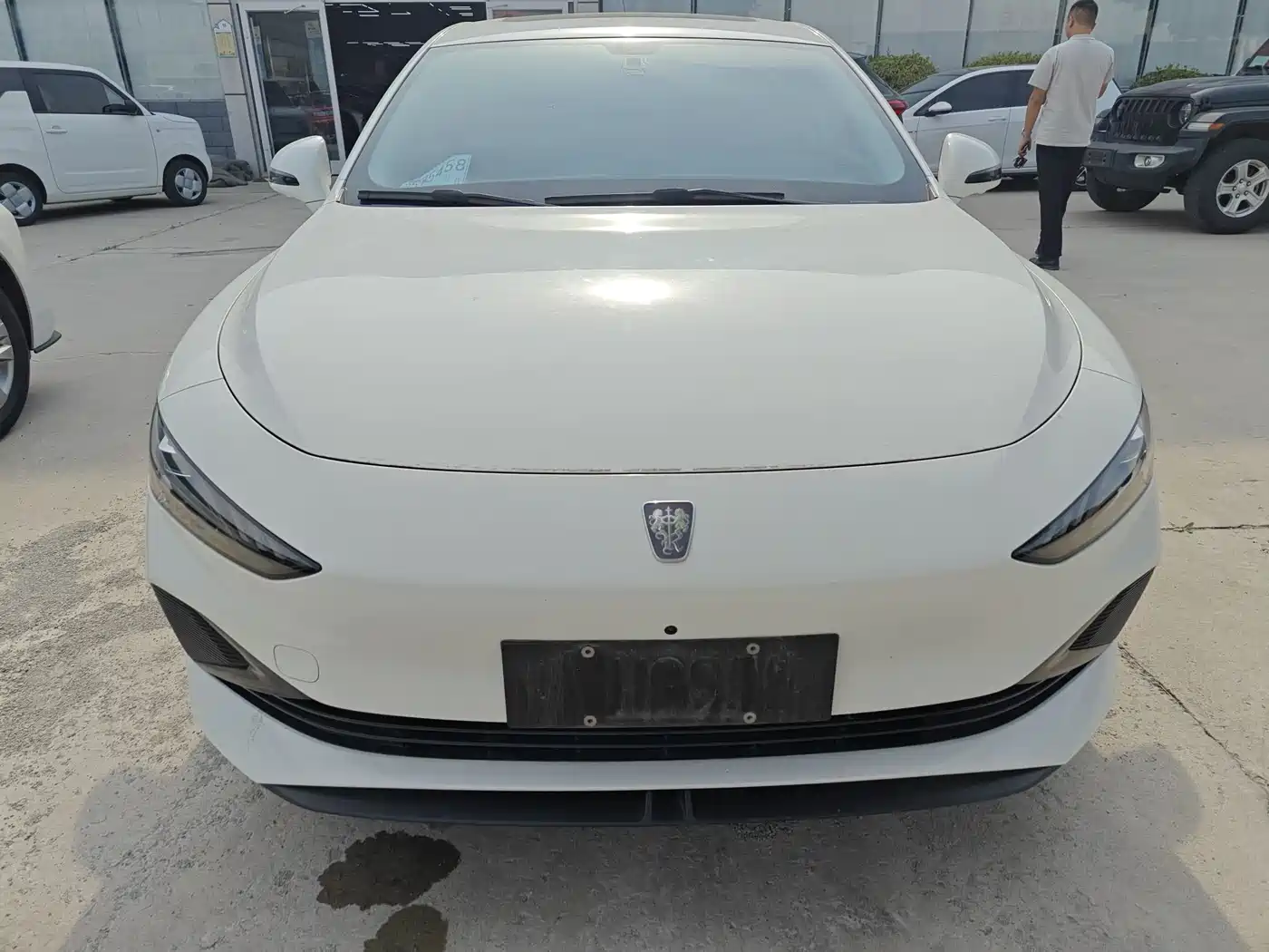Roewe D7 2023 DMH 125km Excellence Edition
