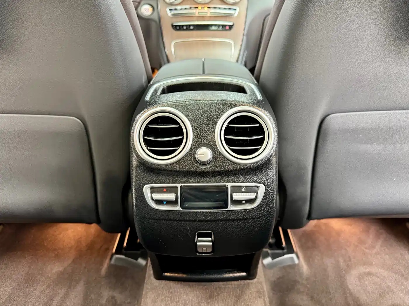 Mercedes-Benz GLC 2021 GLC 300 L 4MATIC Sporty фото 21