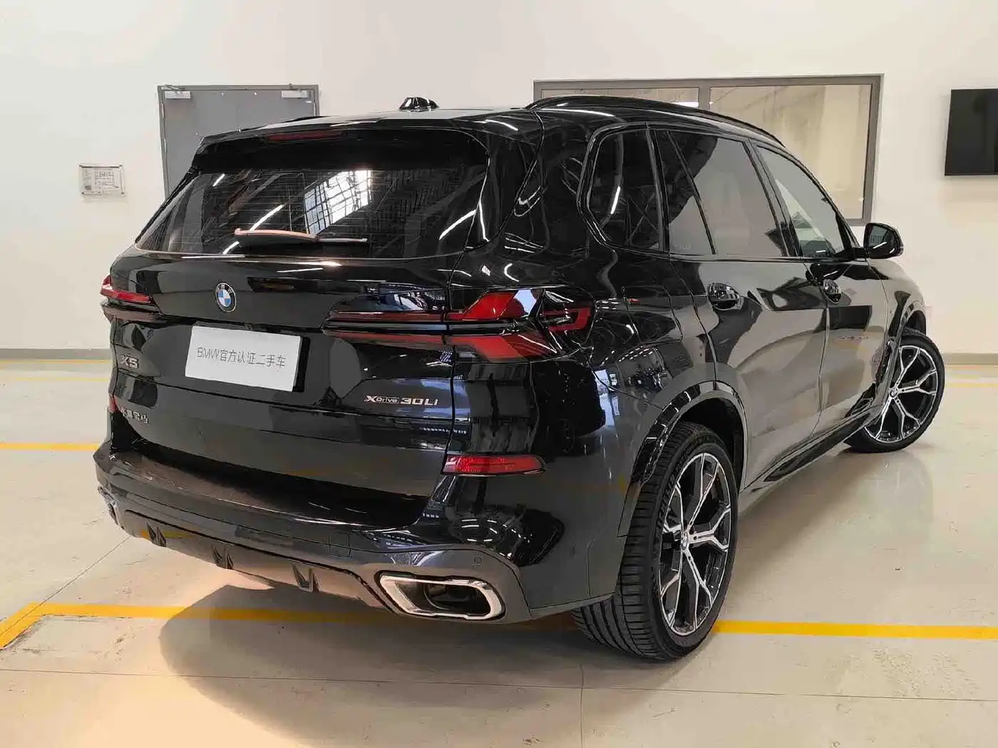 BMW X5 2023 xDrive 30Li Premium M Sport Package фото 5