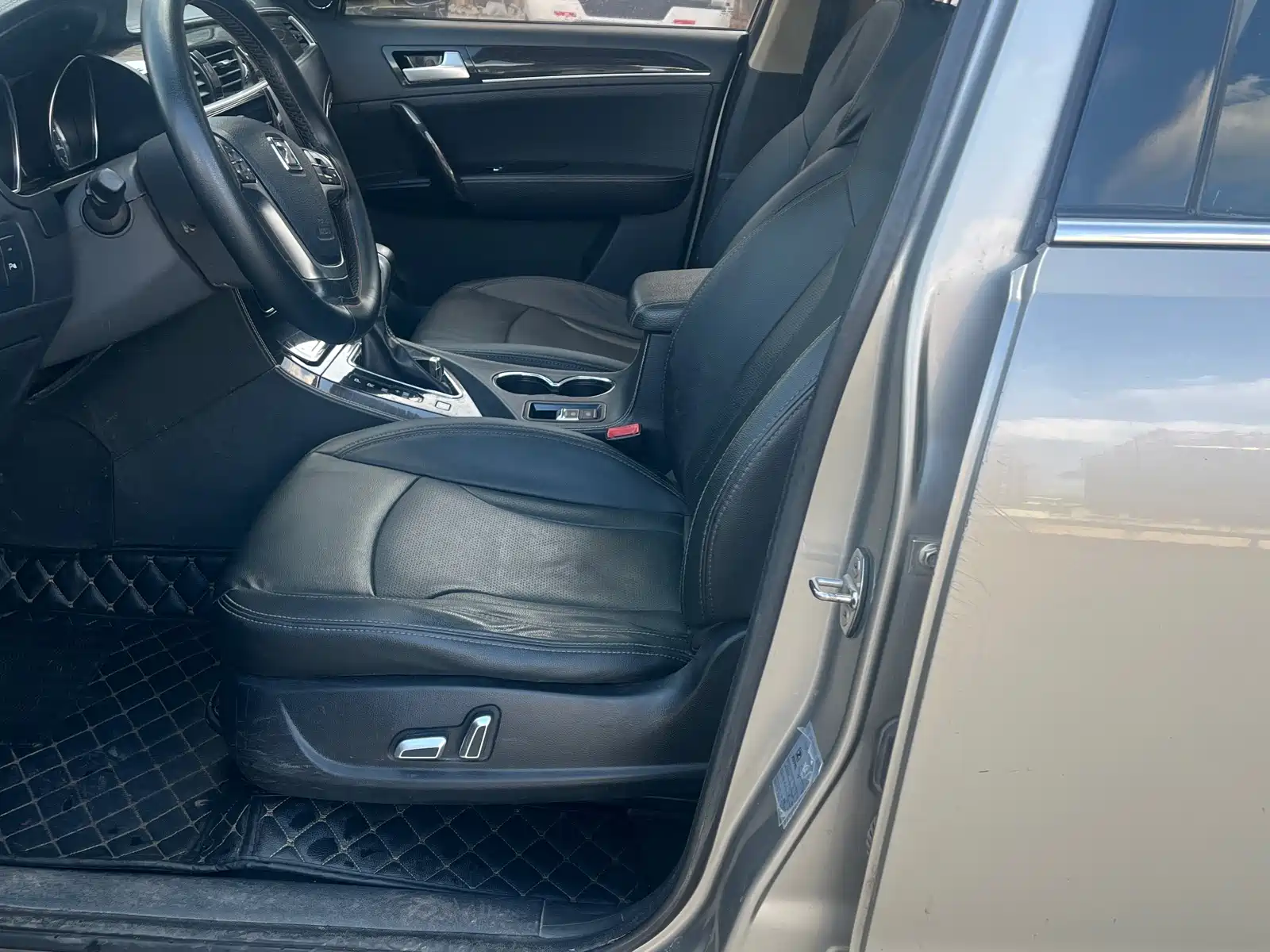 Фото 4 - Zotye T600
