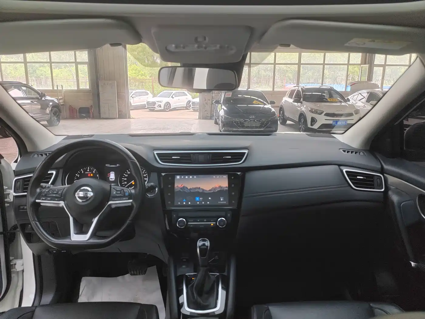 NISSAN QASHQAI