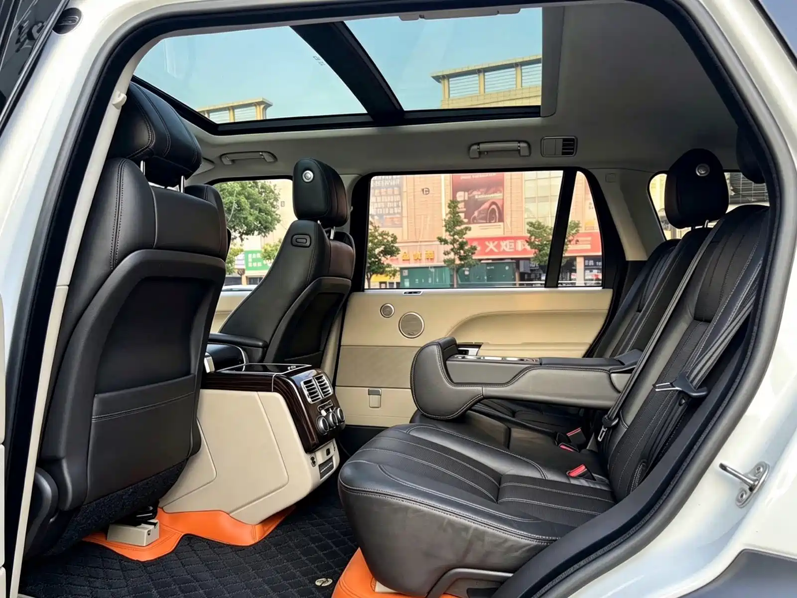 Фото 6 - Land Rover Range Rover
