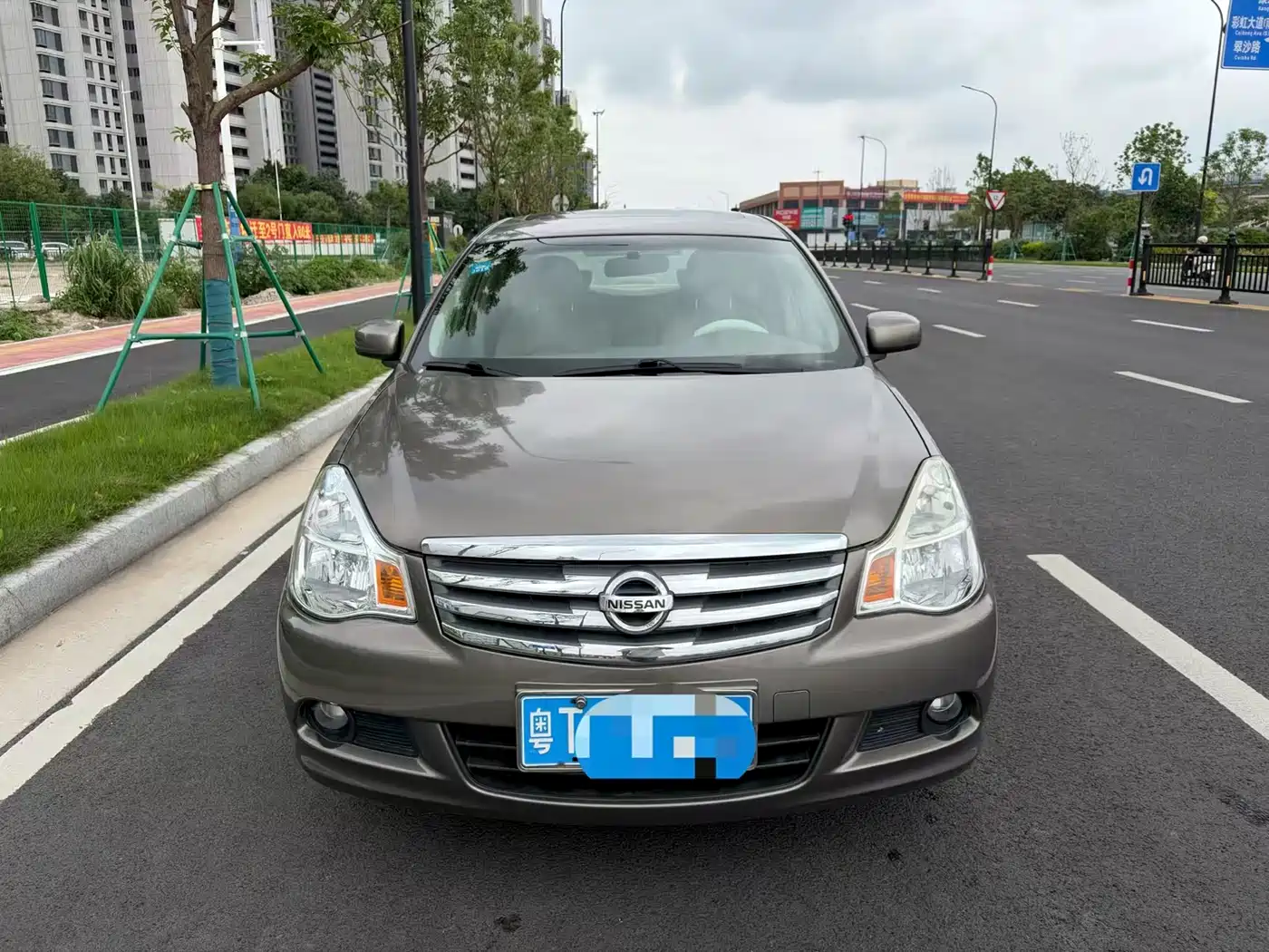 Nissan Sylphy 2011 2009 Model 1.6XL Automatic Luxury Sunroof Edition