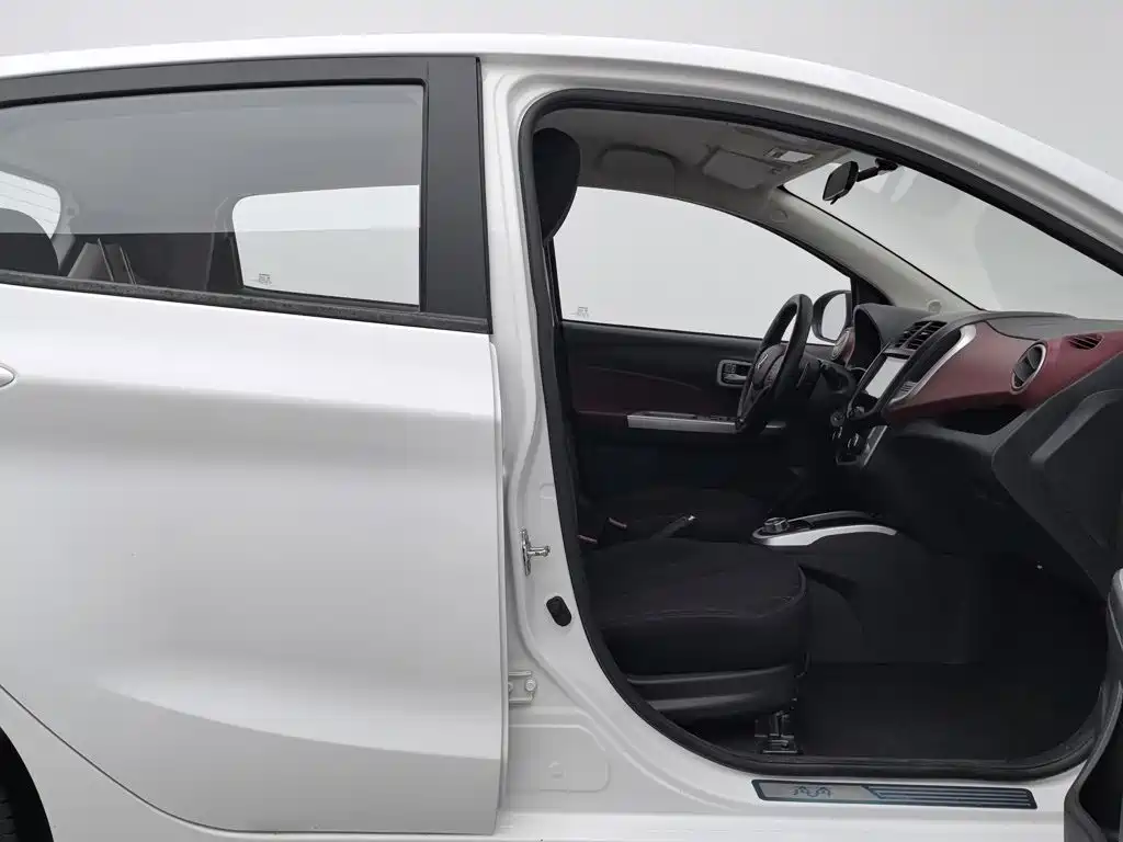 Changan Benben 2016 2015 1.4L IMT Premium (China V)