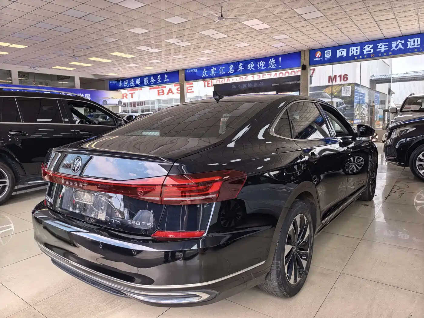 Volkswagen Passat 2022 280TSI Elite Edition фото 4
