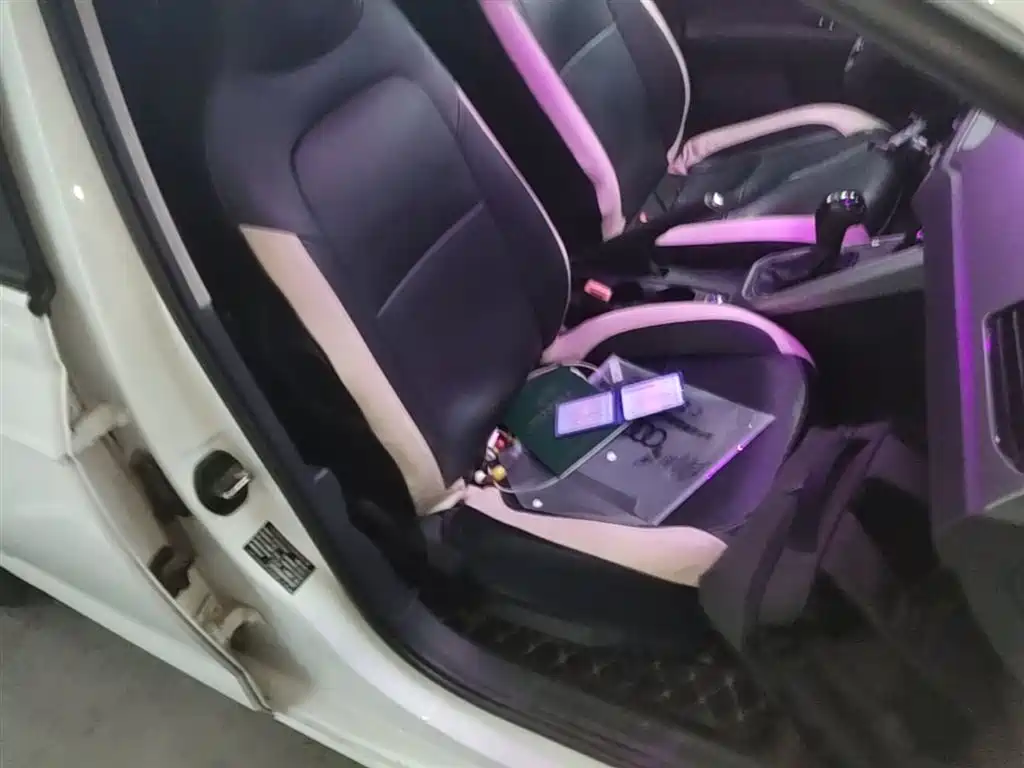 Volkswagen Polo 2023 Facelift Plus 1.5L Auto Joyful Living Edition фото 25