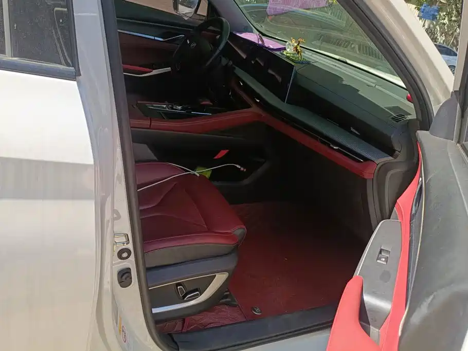 Фото 8 - Changan CS75 PLUS