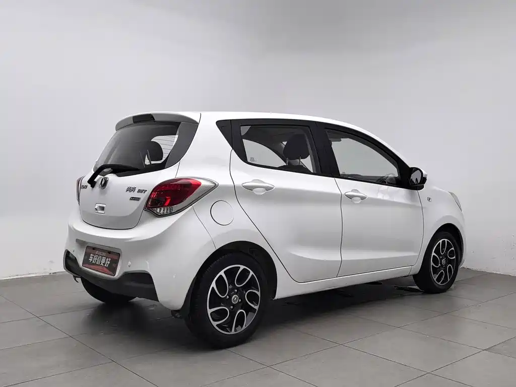 Changan Benben 2016 2015 1.4L IMT Premium (China V)