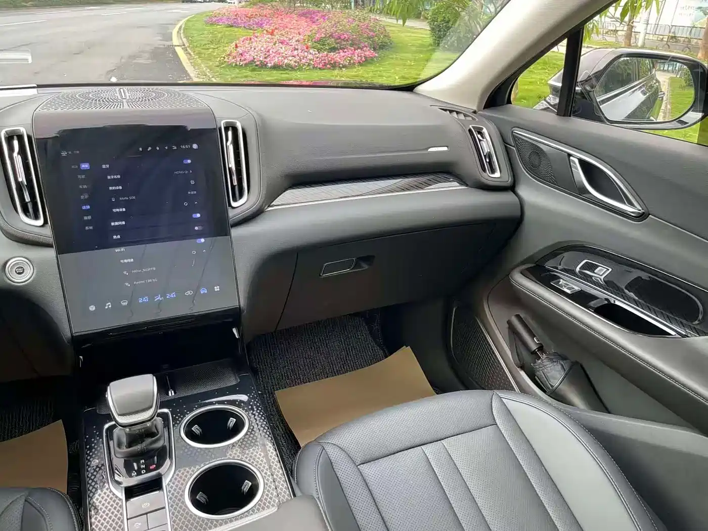 Hongqi HS3 2024 2.0T Capable Edition фото 14