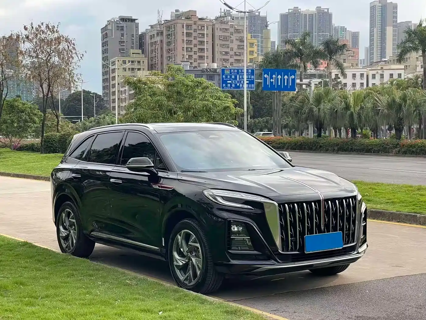 Hongqi HS3 2024 2.0T Capable Edition фото 3