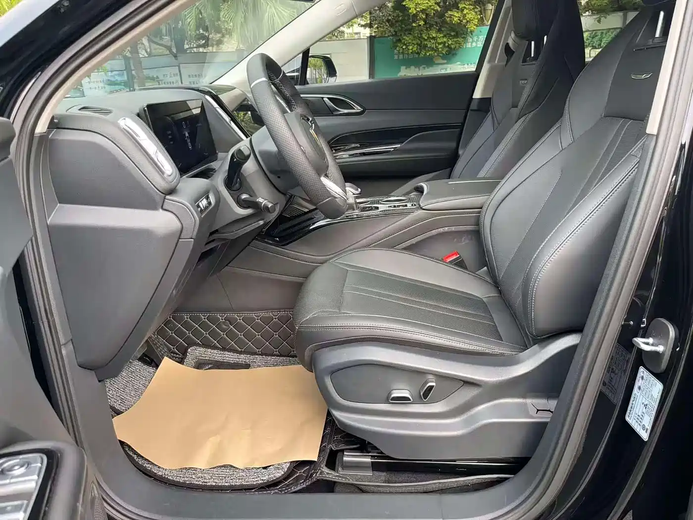 Hongqi HS3 2024 2.0T Capable Edition фото 9