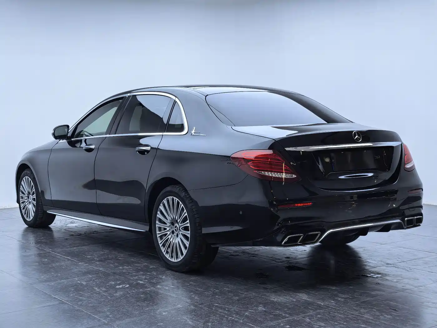 Mercedes-Benz E-Class 2020 E 300 L Sport Fashion Model фото 18