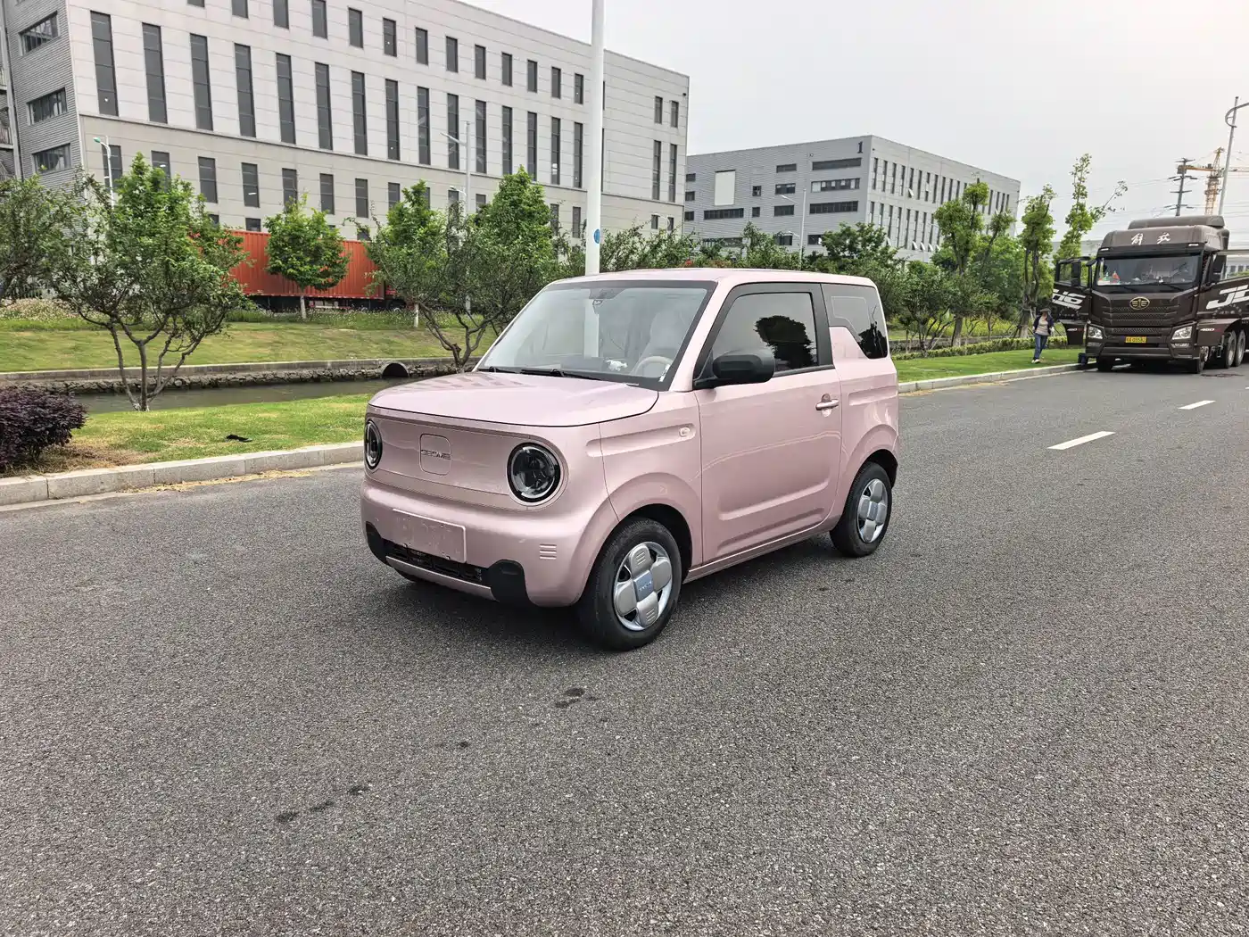 Geely Galaxy Panda 2024