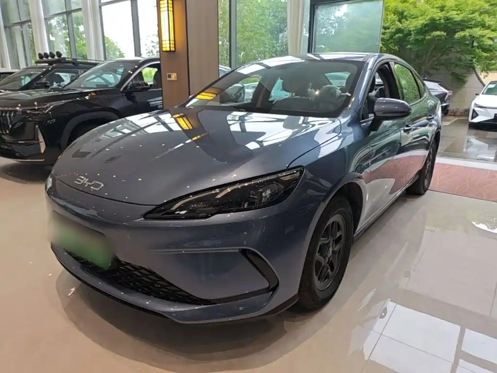 BYD Hai Bao 05 DM-i 2026 DM-i 128KM Luxury