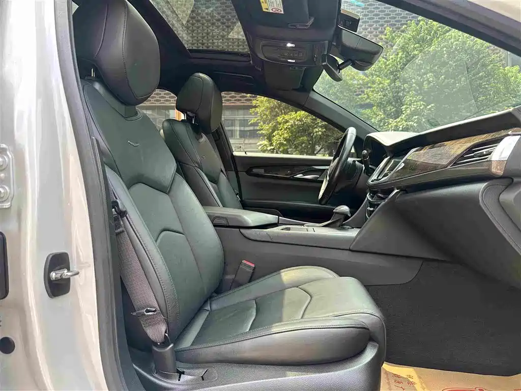 Фото 6 - Cadillac CT6