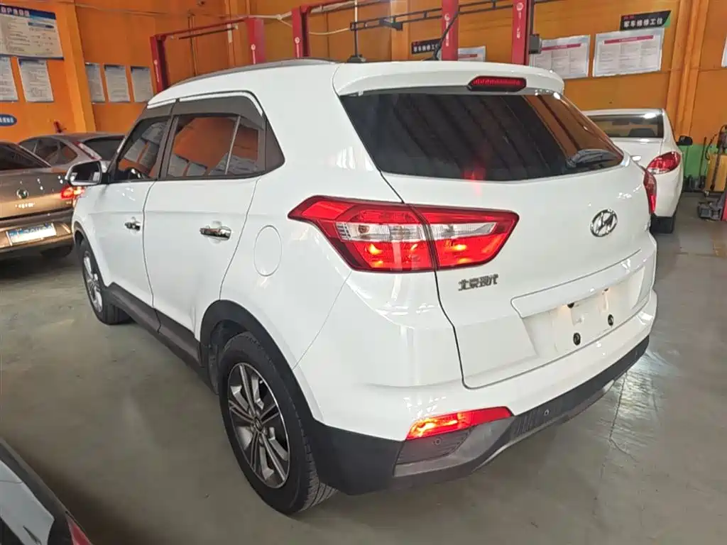 Hyundai Beijing Hyundai ix25 2015 1.6L Automatic 2WD Smart GLS фото 5