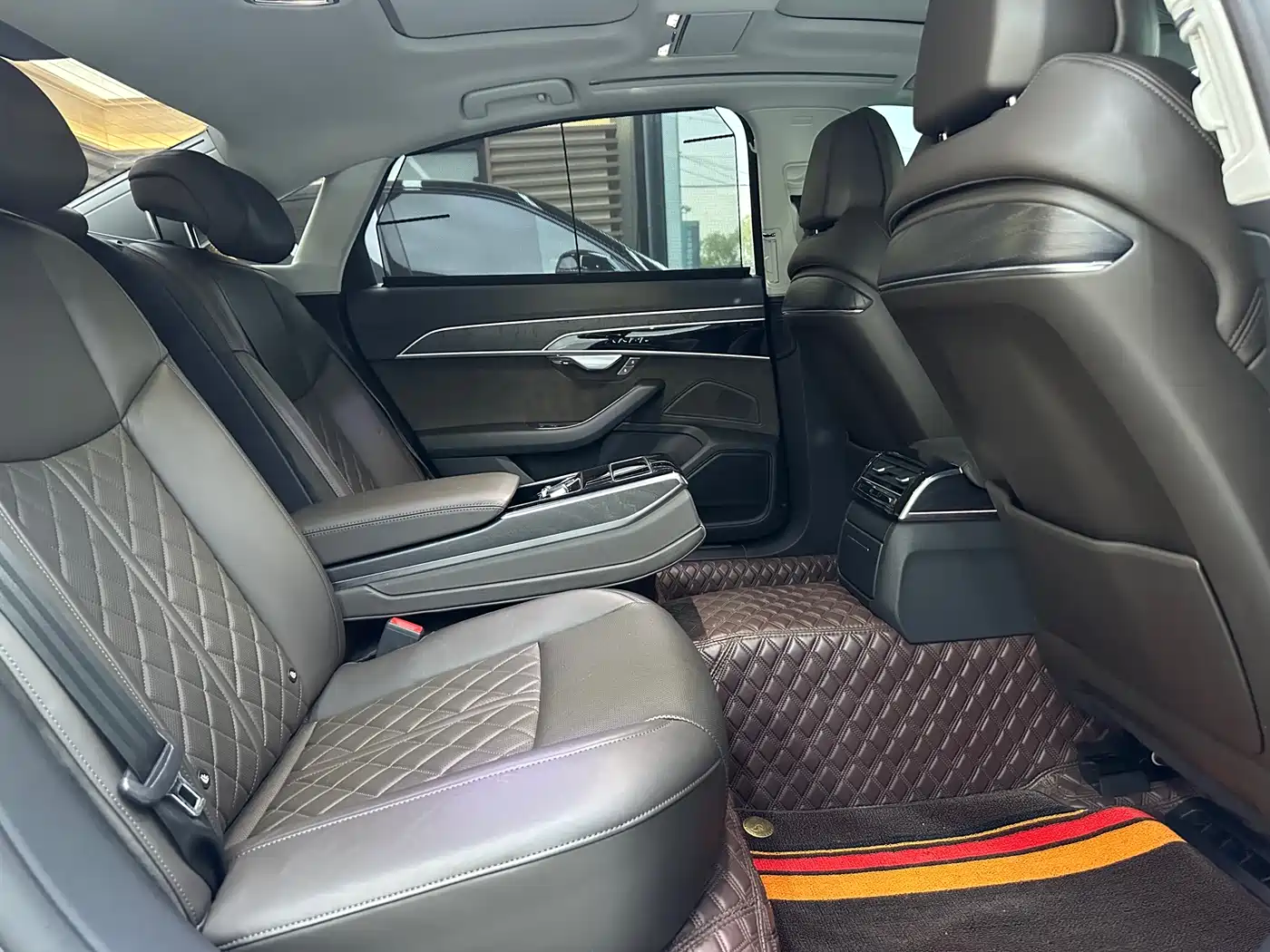 Audi A8 2021 A8L 50 TFSI quattro Comfort фото 19