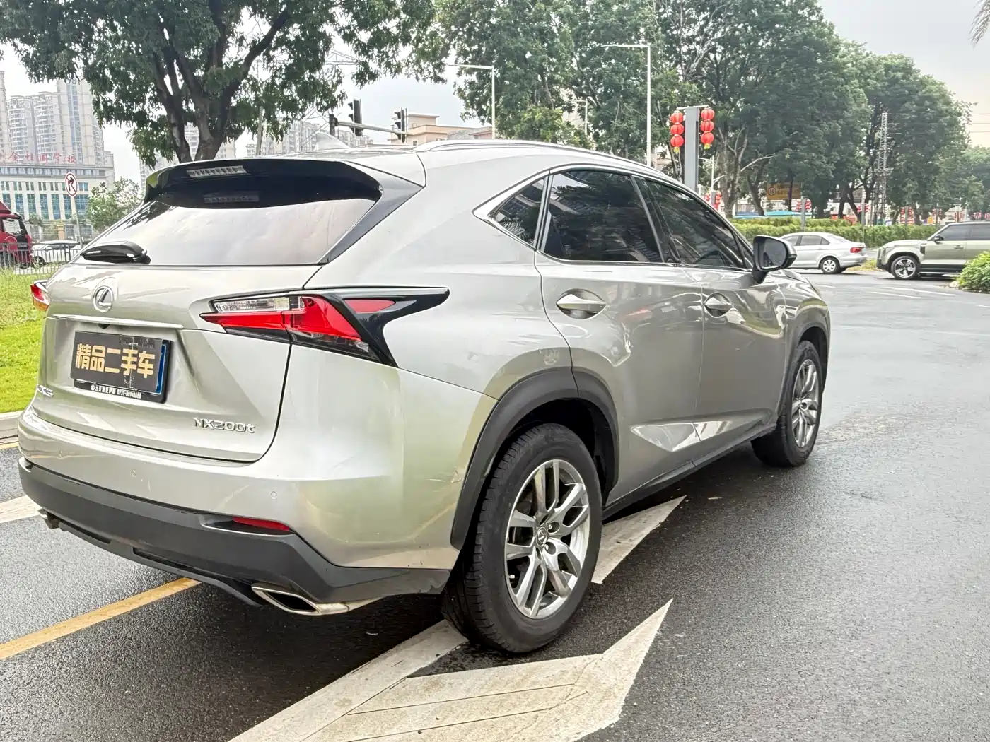 Lexus NX 2015 200t AWD F Sport фото 6