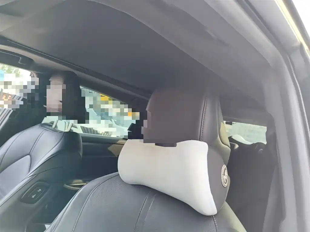 Toyota Avalon 2019 2.5L Touring Premium Edition China VI фото 18