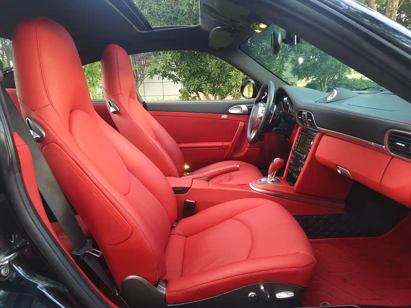 Porsche 911 2010 Carrera S 3.8L фото 8