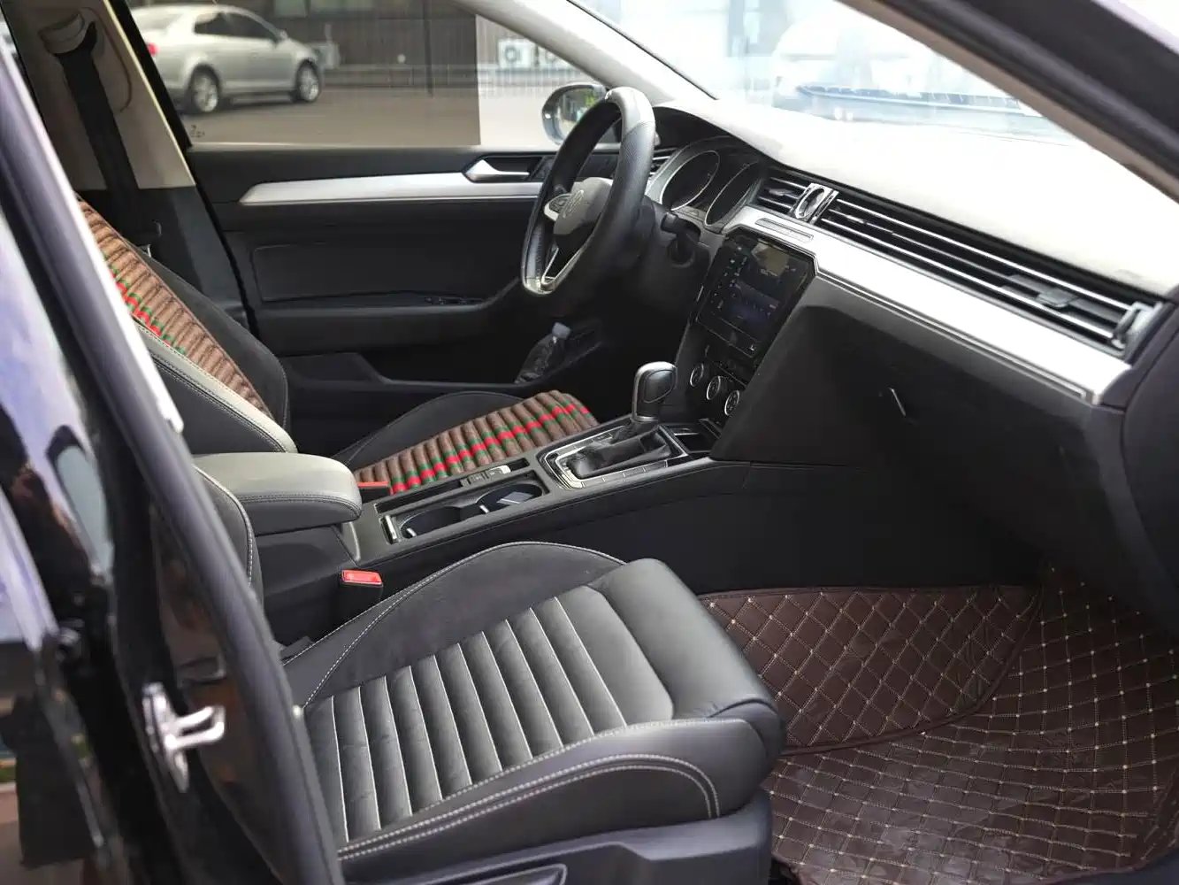 Volkswagen Magotan 2020 280TSI DSG Comfort фото 5