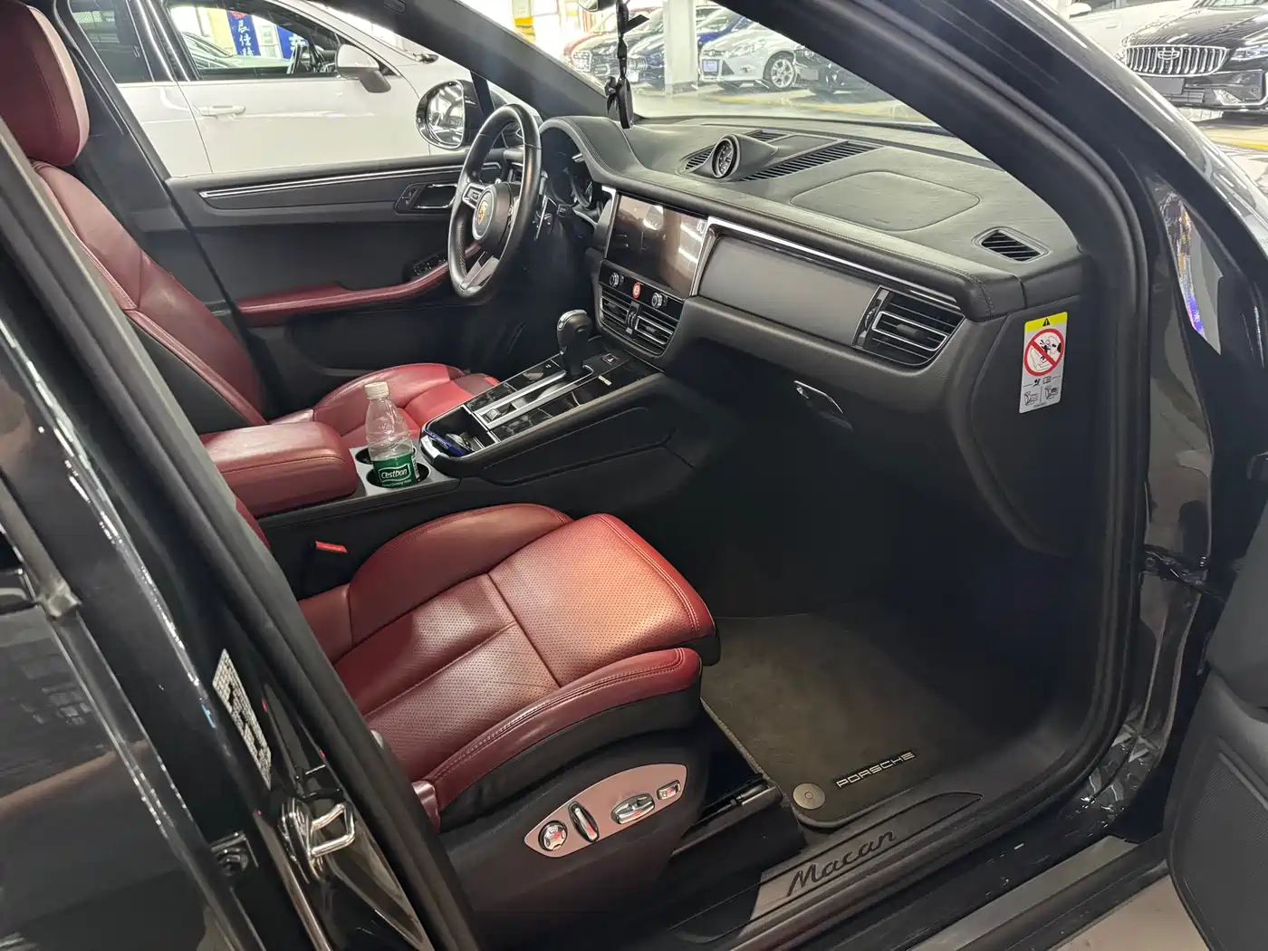 Porsche Macan 2022 Macan 2.0T фото 6