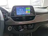 Photo 13 - Baojun 310W