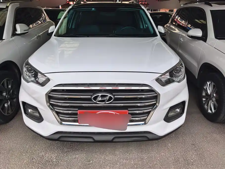 Hyundai Beijing Hyundai ix35 2019 2.0L Automatic 2WD Zhiyong·Enjoy China V фото 2