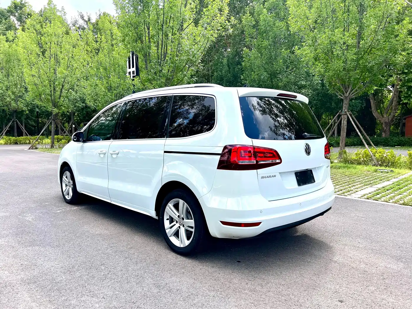 Volkswagen Sharan 2019 2018 Facelift 380TSI Comfort 7-Seater