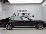 Фото 8 - BMW 7 Series