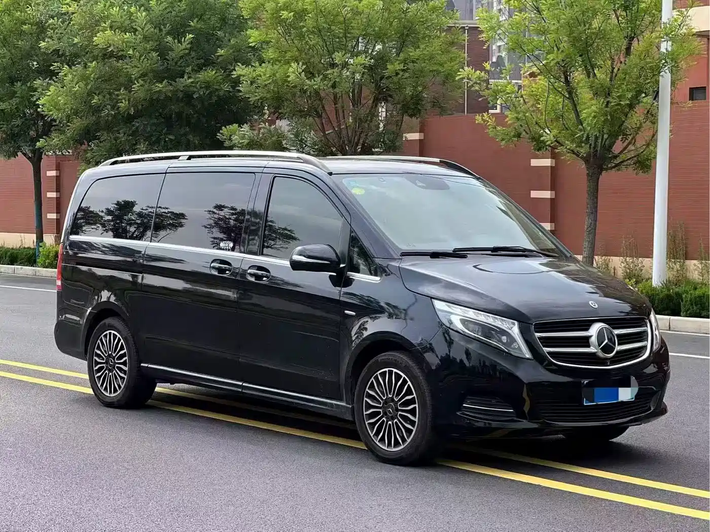 Mercedes-Benz V-Class 2018 V 260 Premium Edition China V фото 3