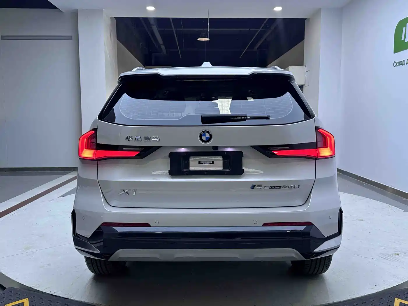 BMW X1 2023 sDrive20Li X Design Package фото 4