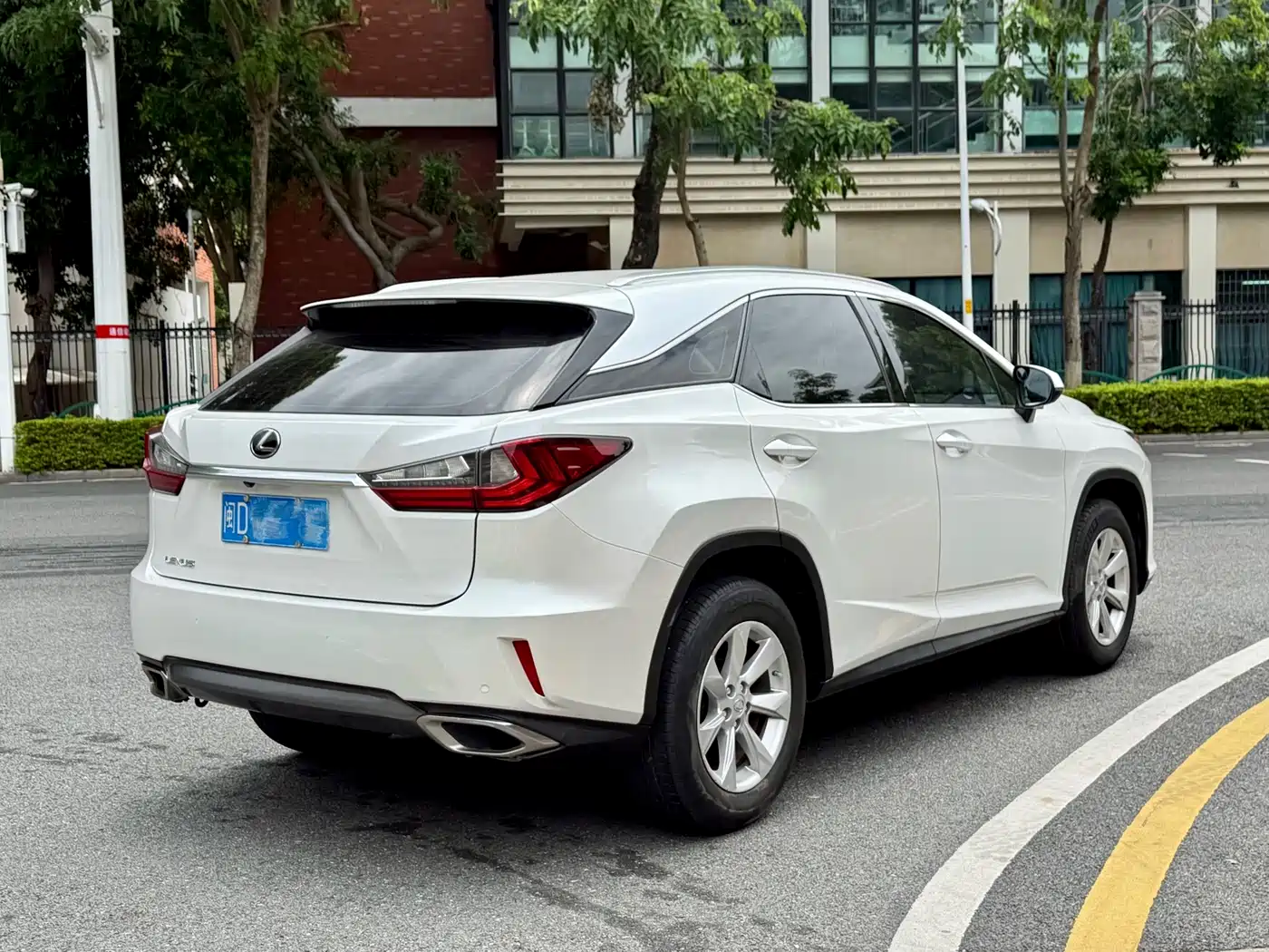 Lexus RX 2016 2016 300 2WD Comfort Edition China V