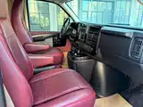 Photo 11 - GMC Savana