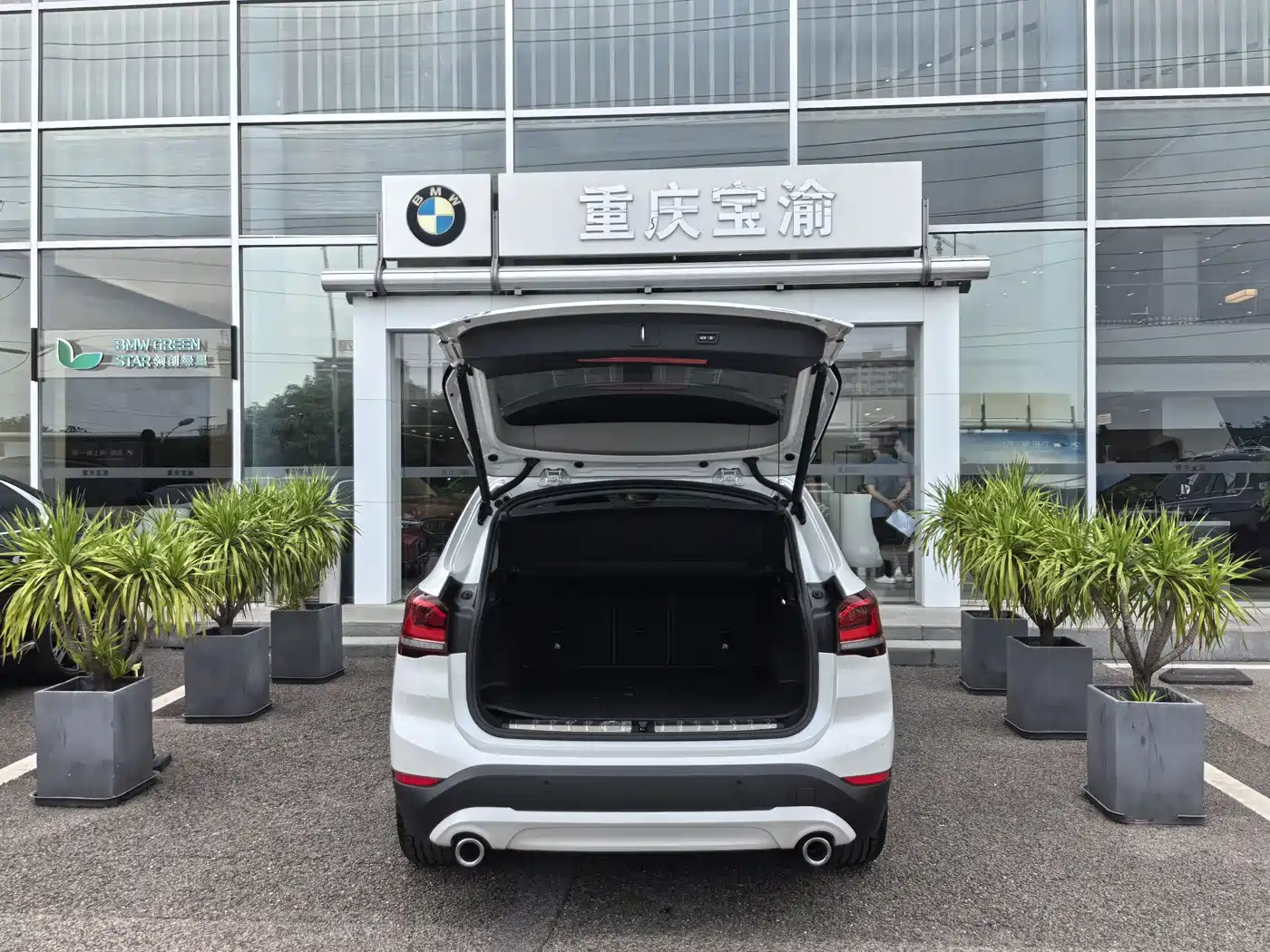 BMW X1 2022 sDrive25Li Leading фото 12