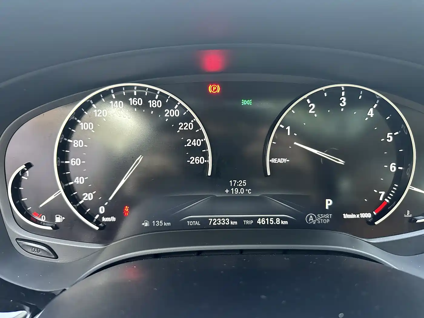 BMW 5 Series 2018 528Li Launch Special Edition фото 11