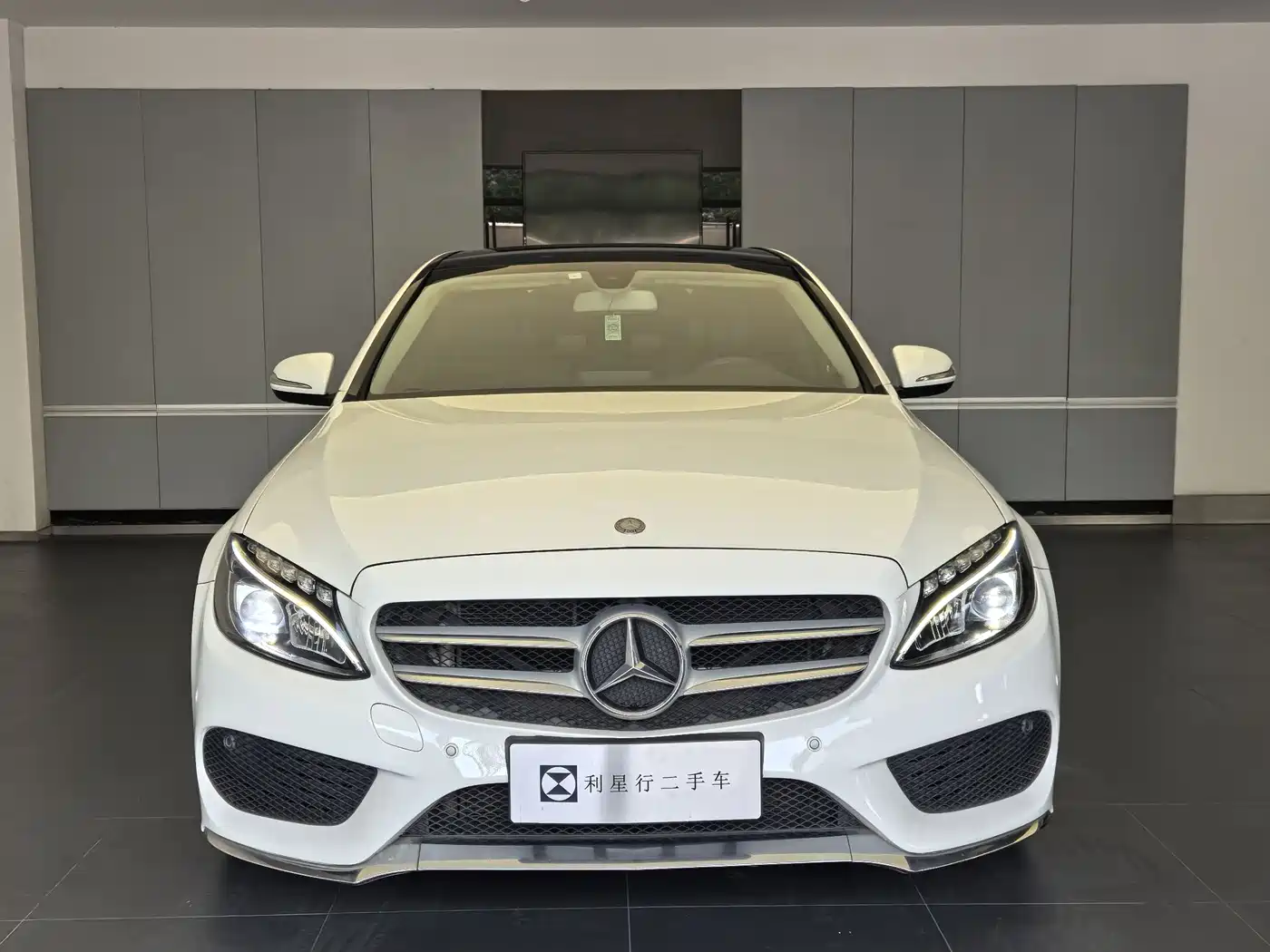 Mercedes-Benz C-Class 2016 C 200 L Sport фото 2