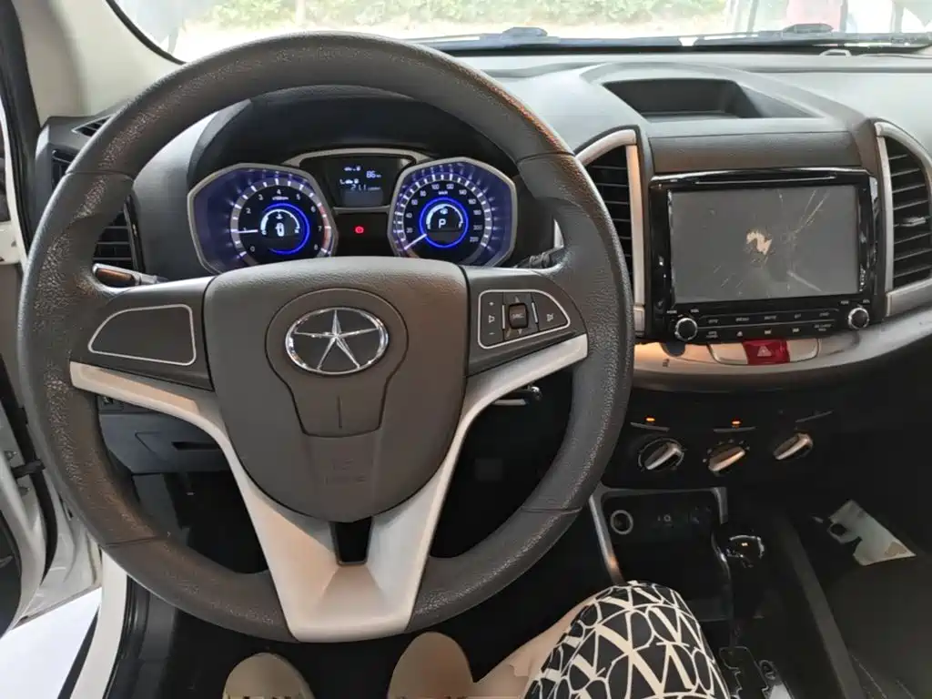 JAC Motors Refine S3 2015 2014 1.5L CVT Luxury